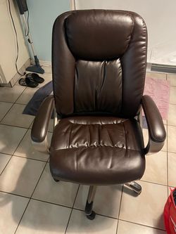 Brown Leather Executive Office Chair