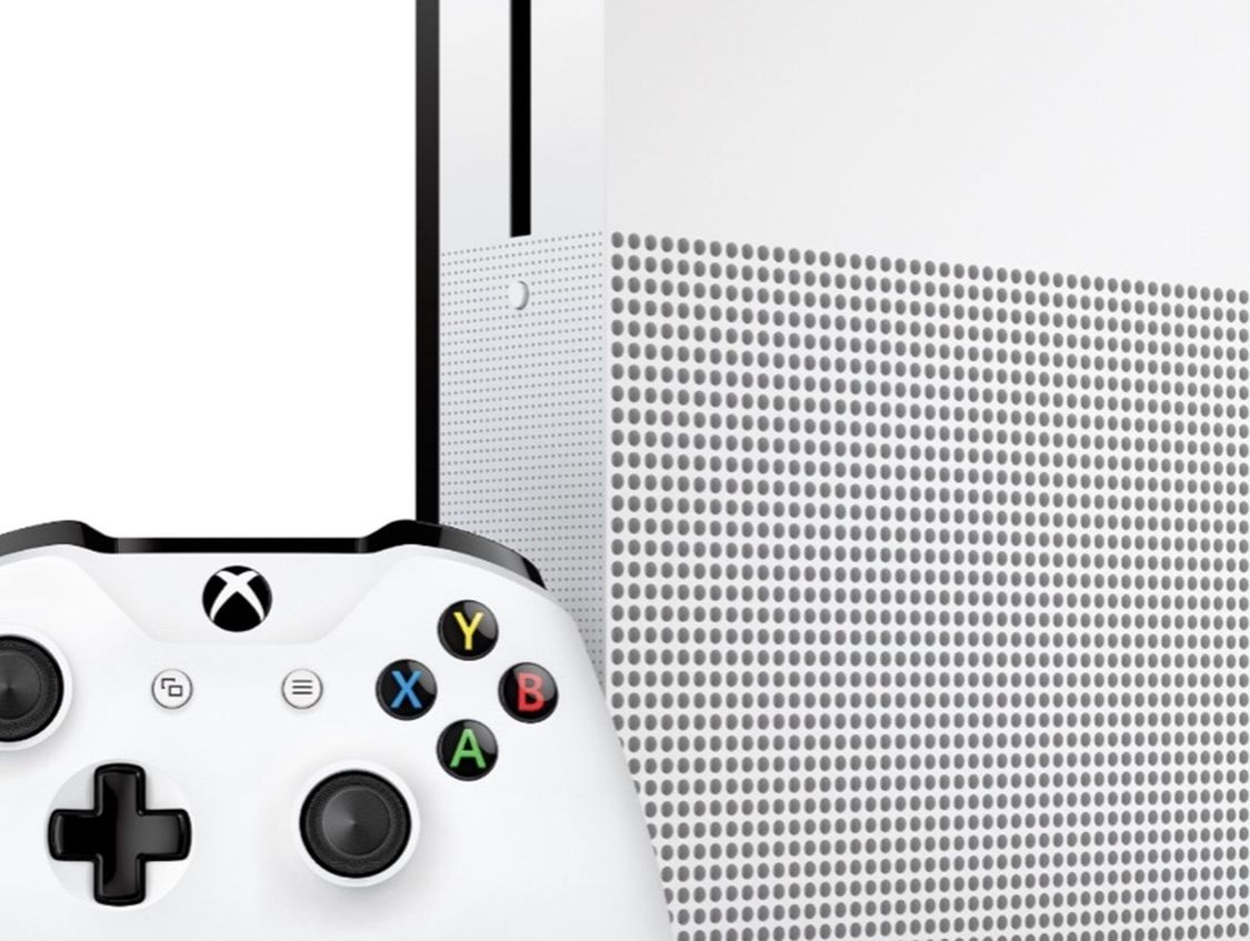 Xbox one s 1tb Disc Like New With Box