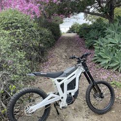 Talaria Sting R / MX4