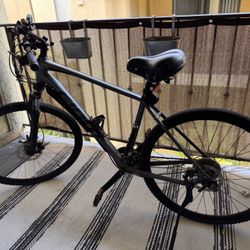 Giant Hybrid Mountain Bike $450 OBO 