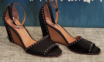Halogen Louise Studded Wedge Sandals | Sz 5.5