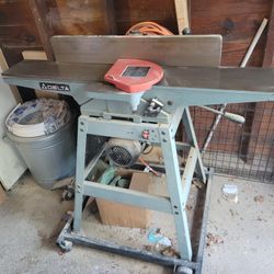 6in Delta Jointer