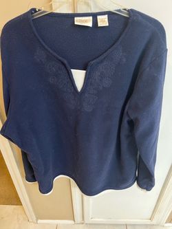 Baxter & Wells Navy Blue Fleece Top
