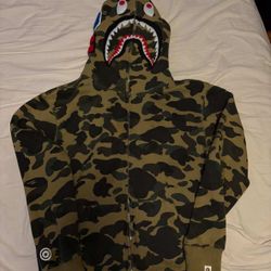 REAL!!!*** BAPE ZIP UP HOODIE‼️( this a Steal)