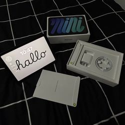 IPad Mini 7 (Wifi only) 256GB Silver + Case