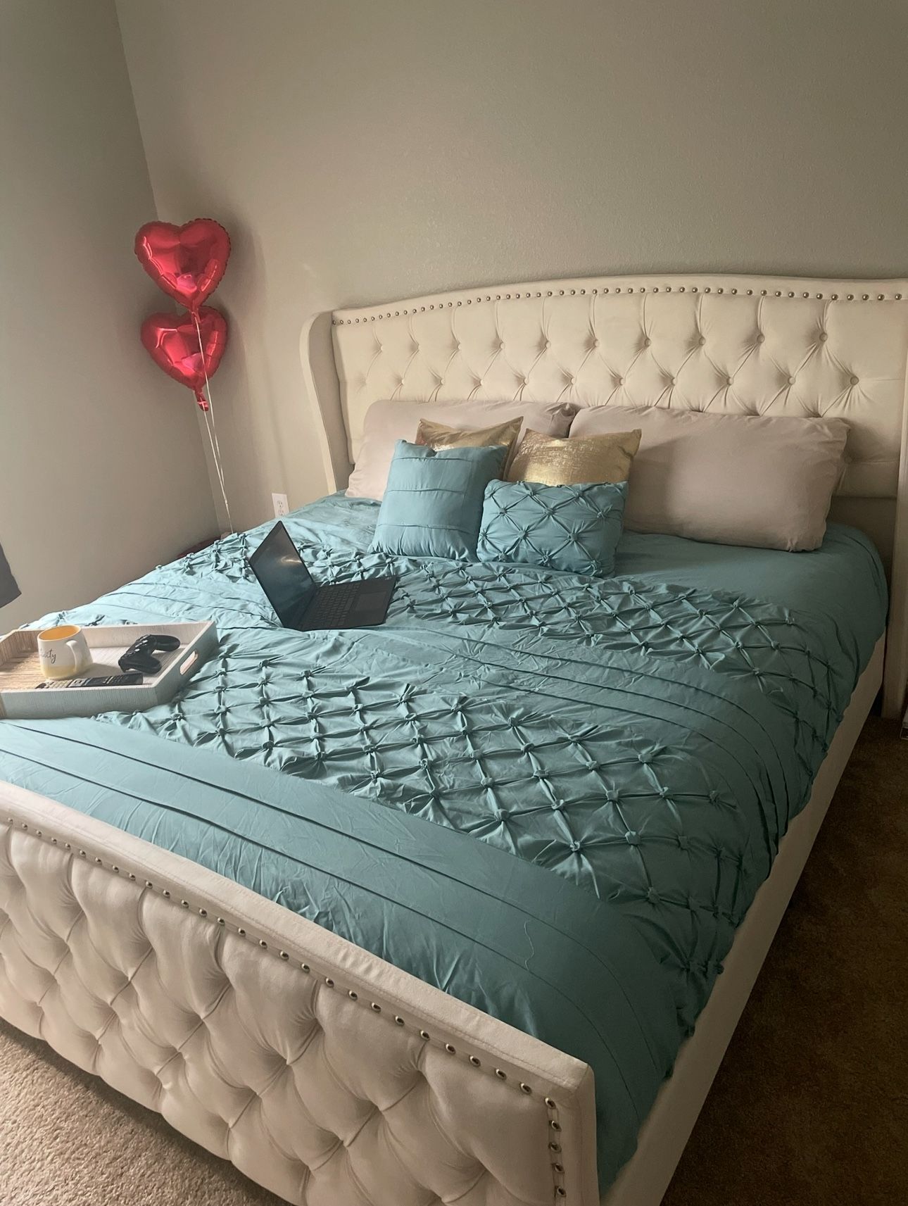 King Size Bed And Bedframe