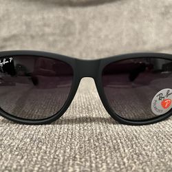 New Ray-Ban RB4165 Justin Matte Black Grey Gradient Sunglasses