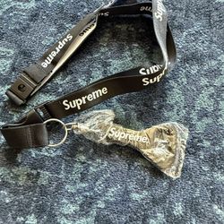 Supreme Bottle Cap Opener Lanyard Black 