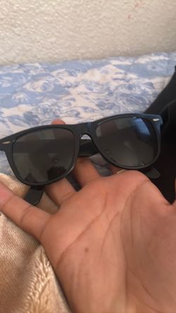 Ray ban