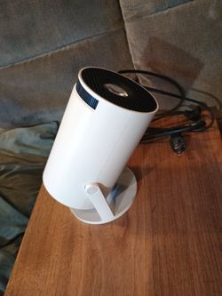 Hy300 Mini Projector