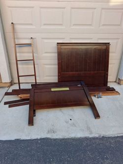 Twin wood bunk bed