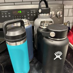 Hydro flasks And Yeti Water Bottles
