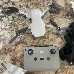 Phantom 4 pro 914::825::1470 Message Me On My Contacts Only To Ask For Item's For Free