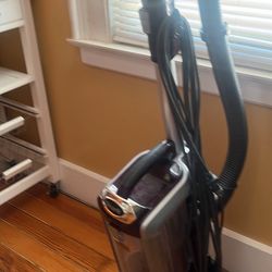 Shark Rotator True Pet Vacuum 