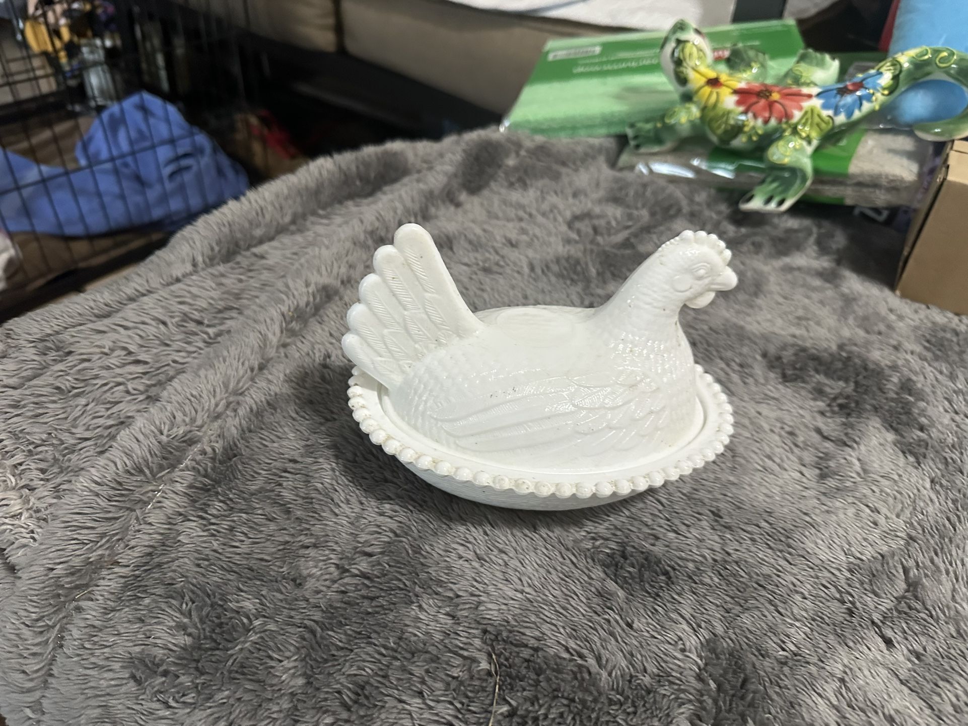 White Milk Glass Sitting Hen Chicken