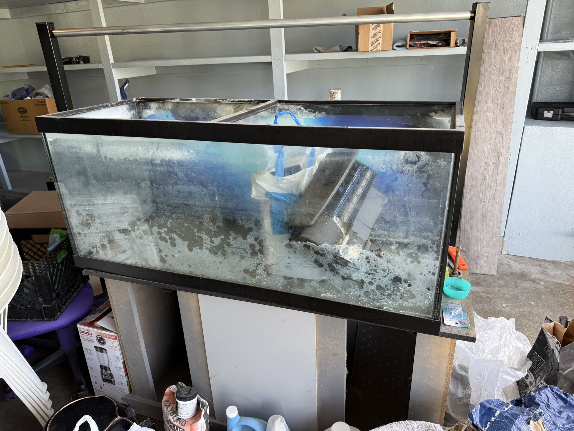 75 gallon fish tank!!