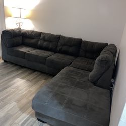 2 Piece Sectional 