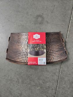 Brand New 27" Christmas Tree Collar."CHECK OUT MY PAGE FOR MORE DEALS "