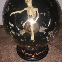 Skeleton Globe