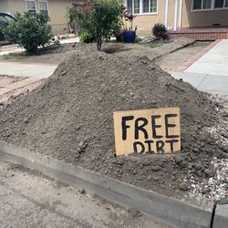 FREE Dirt! Truckload!. 
