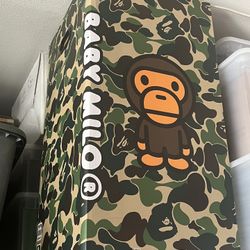 Bape Baby Milo Giant Box 