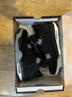 Air Jordan 4 black canvas