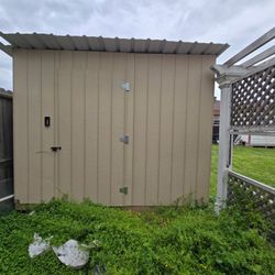 Storage Shed. 9X13 