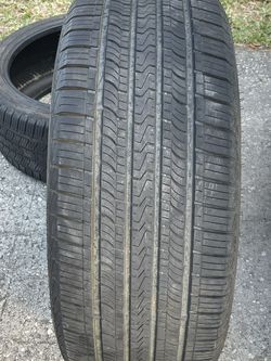 265/40R22