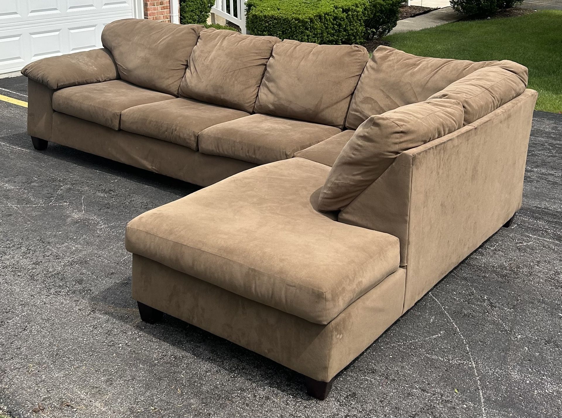 Brown Sectional Couch Set