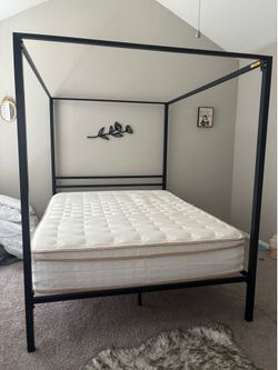 QUEEN CANOPY BED FRAME