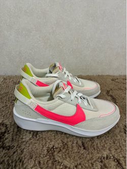 Nike waffle debut 6.5