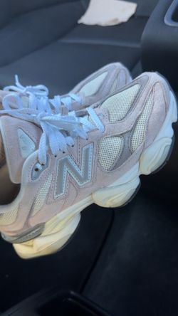 New balance shoes