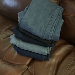 5 Pairs Of Jeans Size 7 & 8 Ladies 