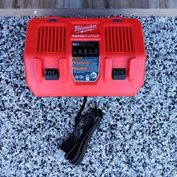 RAPID CHARGER MILWAUKEE 