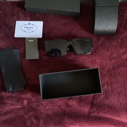 Prada Luxury Sunglasses(BEST OFFER)