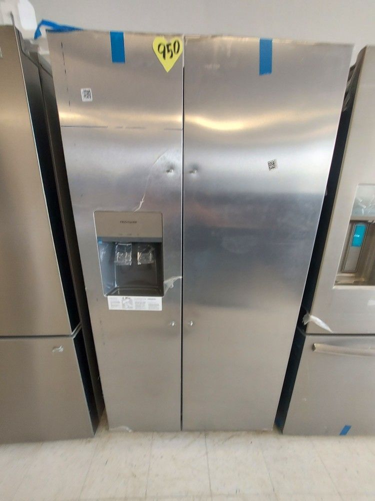 Frigidaire Stainless Steel Side By Side Refrigerator New Scratch And Dent With 6month's Warranty