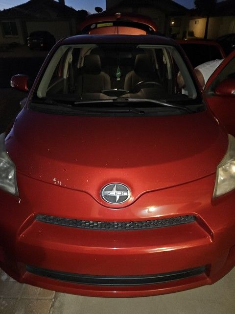 2011 Scion xD