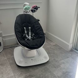 MAMAROO 4 moms