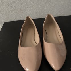 Nude Flats