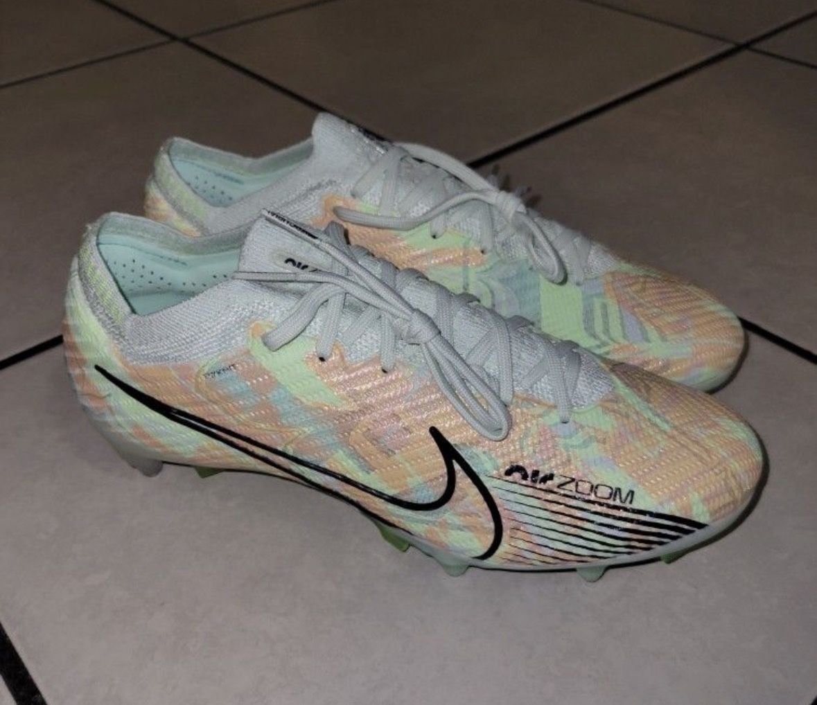 Cheap Elite Cleats