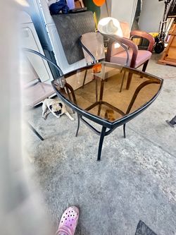Mesita de cristal