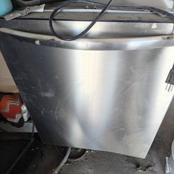 Working Fridge air Dishwasher 