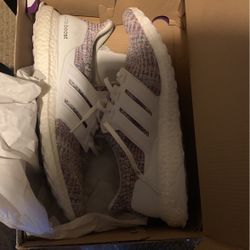 Adidas Ultra Boost Size 11