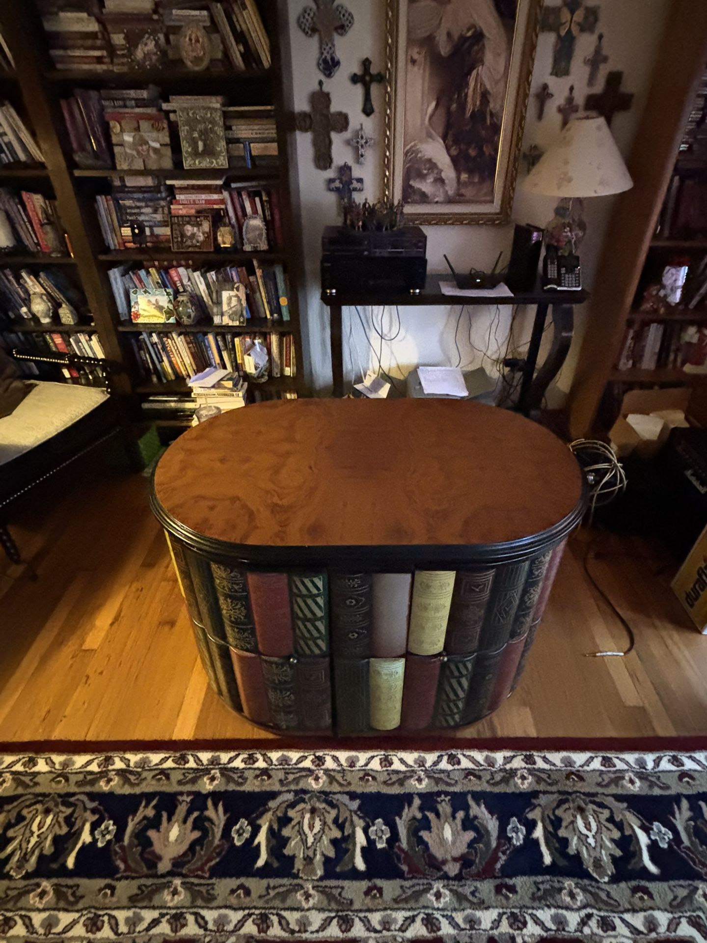 Elegant Design Books Table And Chair Set