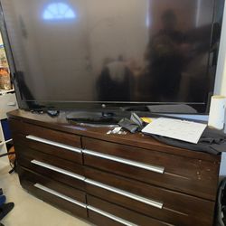 TV FOR ONLY U$80