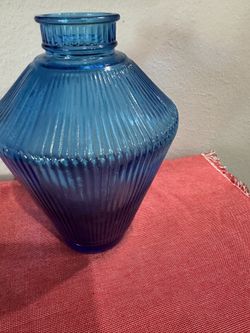 Genie Style Ribbed Blue Glass Vase