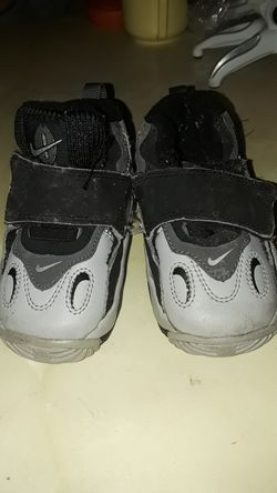 Nike show for Babies size 4