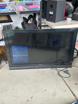 Sony Bravia 46" 1080p HDTV (KDL-46S4100) + Heavy-Duty Wall Mount & Remote