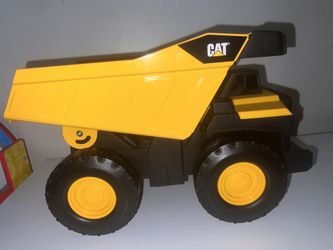 CAT Truck