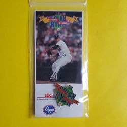 Texas Rangers 1993 "Farewell To A Legend" Nolan Ryan Pin